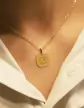 M&eacute;daille Carr&eacute;e M Signe Zodiaque en Or Personnalisable