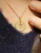 M&eacute;daille Ronde Or Croix Ajour&eacute;e Personnalisable