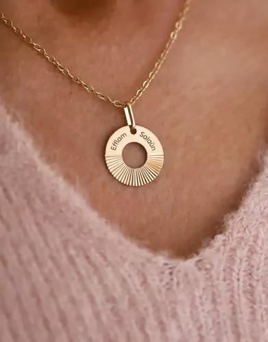 M&eacute;daille &agrave; Personnaliser en Or Cercle Soleil