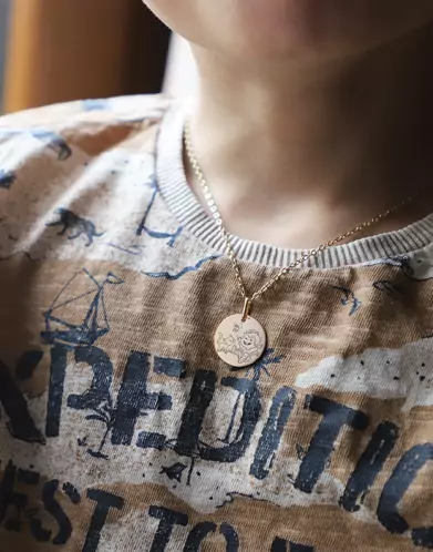M&eacute;daille Petit Gar&ccedil;on Chat en Or - La F&eacute;e Galipette