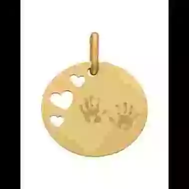 M&eacute;daille Ronde M Ajour&eacute;e Coeurs Empreintes Mains image cachée