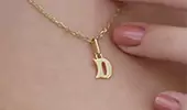 Pendentifs Lettre Enfant Or